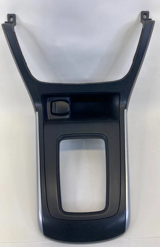 2015-2019 NISSAN SENTRA CENTER CONSOLE SHIFTER BEZEL TRIM FACTORY 969243YU1A OEM