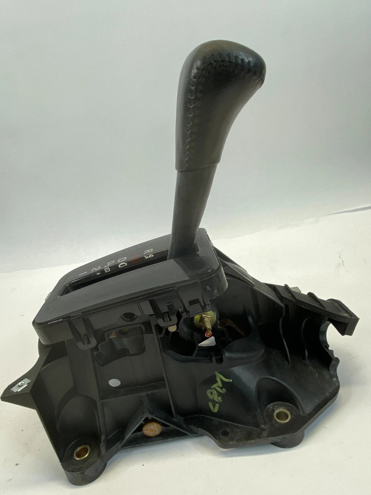 2003-2005 HONDA ACCORD 2.4L AT TRANS FLOOR GEAR SELECTOR SHIFT SHIFTER LEVER OEM