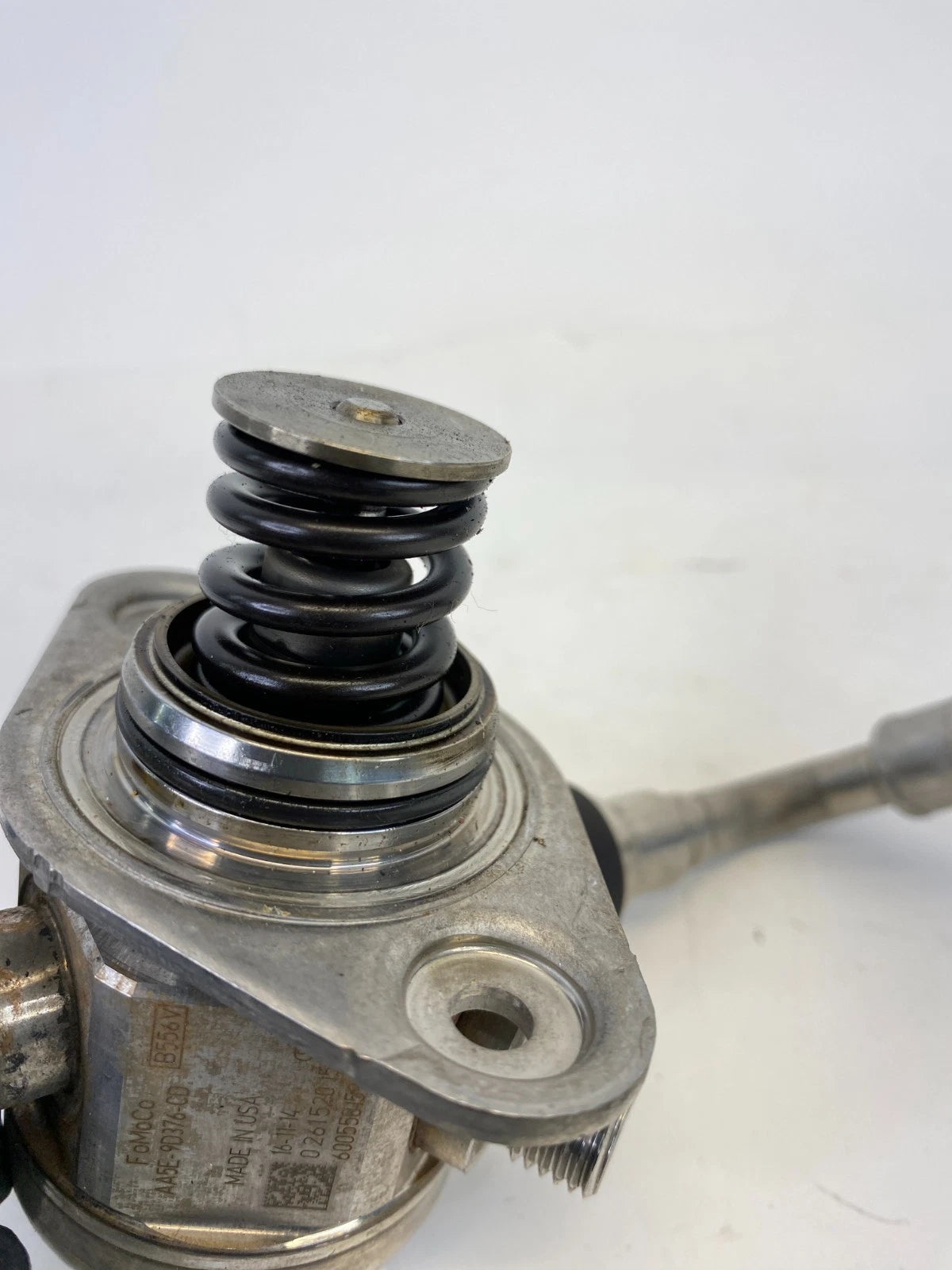 2014-2019 FORD INTERCEPTOR UTILITY 3.5L V6 HIGH PRESSURE FUEL PUMP AA5E-9D376-CD