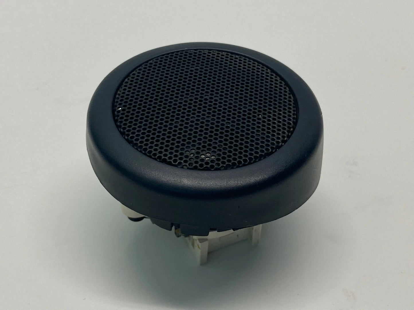 2004-2009 TOYOTA PRIUS REAR RIGHT PASSENGER SIDE DOOR TWEETER SPEAKER 861600WB
