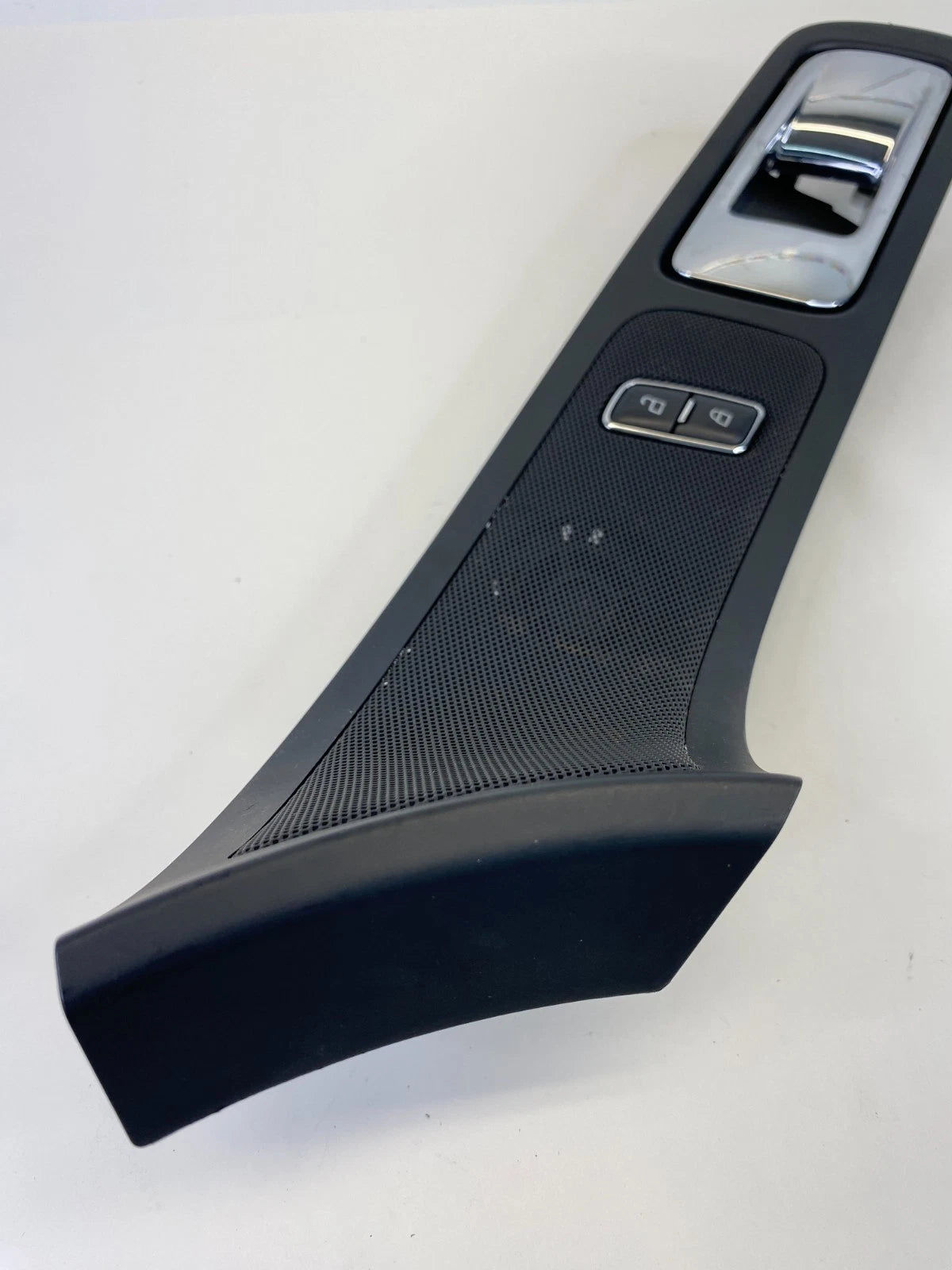 2016-2019 FORD POLICE INTERCEPTOR UTILITY FRONT RIGHT SIDE INTERIOR DOOR HANDLE