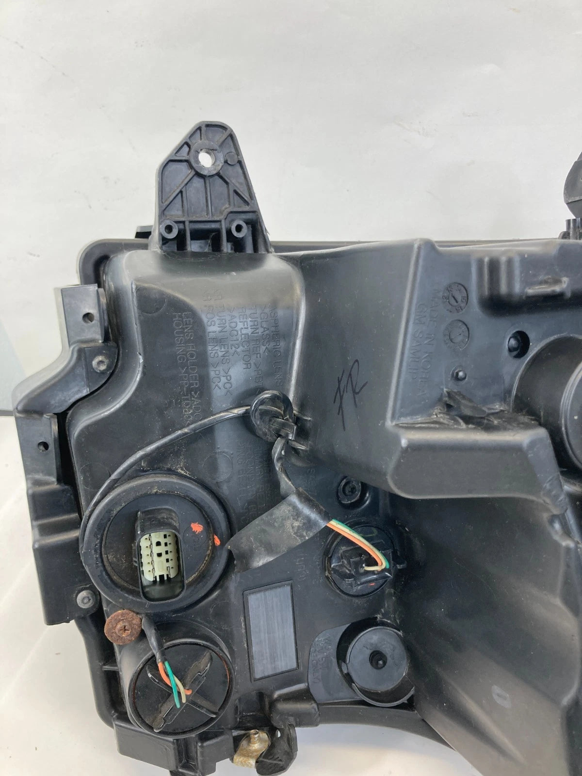 2013-2019 CADILLAC ATS FRONT RIGHT HEADLIGHT HEADLAMP HALOGEN 23180170