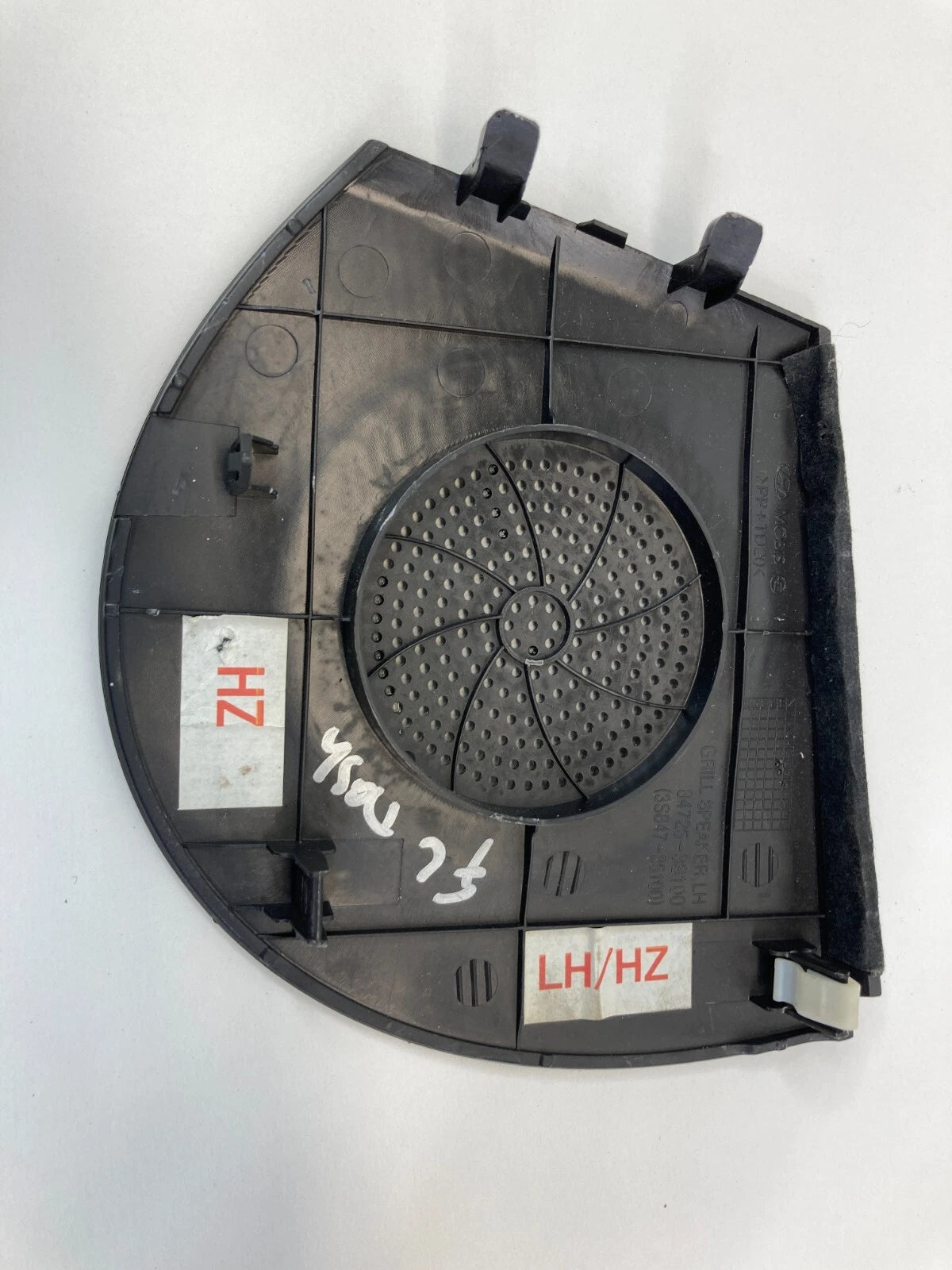 2011-2014 HYUNDAI SONATA DASH LEFT SIDE SPEAKER COVER TRIM BEZEL 84725-3S100