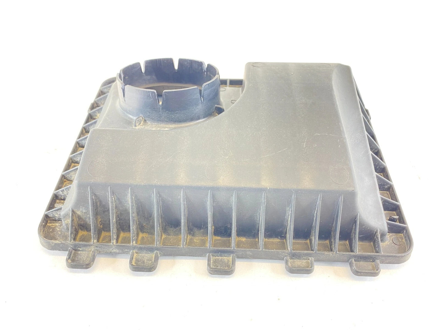 2000-2005 CHEVY IMPALA 3.4L MONTE CARLO AIR INTAKE CLEANER BOX LID COVER 382327