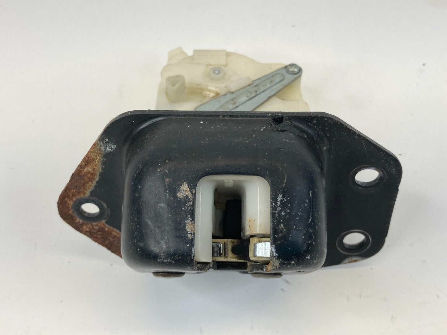 2007-2012 Nissan Versa 2008-2013 Rogue Rear Trunk Lock Latch Actuator