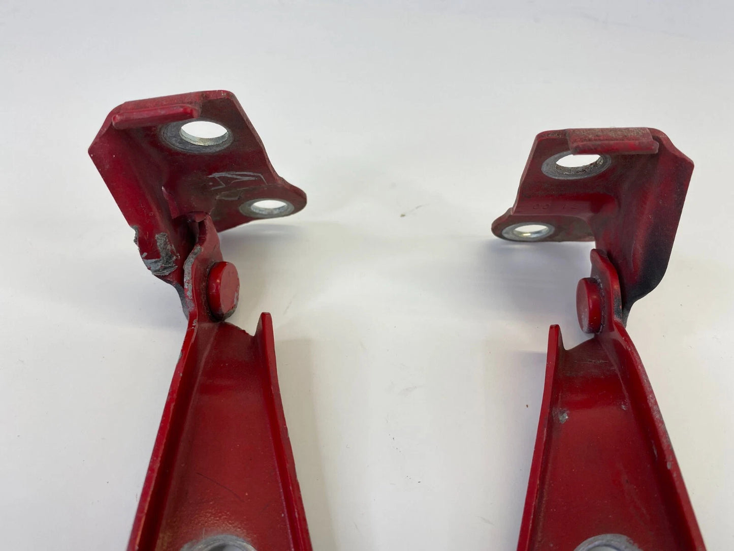 1999-2005 VOLKSWAGEN JETTA FRONT HOOD HINGE SUPPORT SET LEFT & RIGHT ASSY OEM