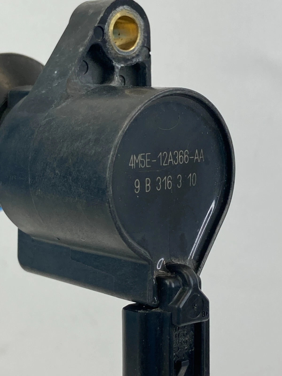 2003-2011 03-11 FORD FOCUS SE 2.0L A/T ENGINE IGNITION COIL IGNITER 4M5E12A366AA