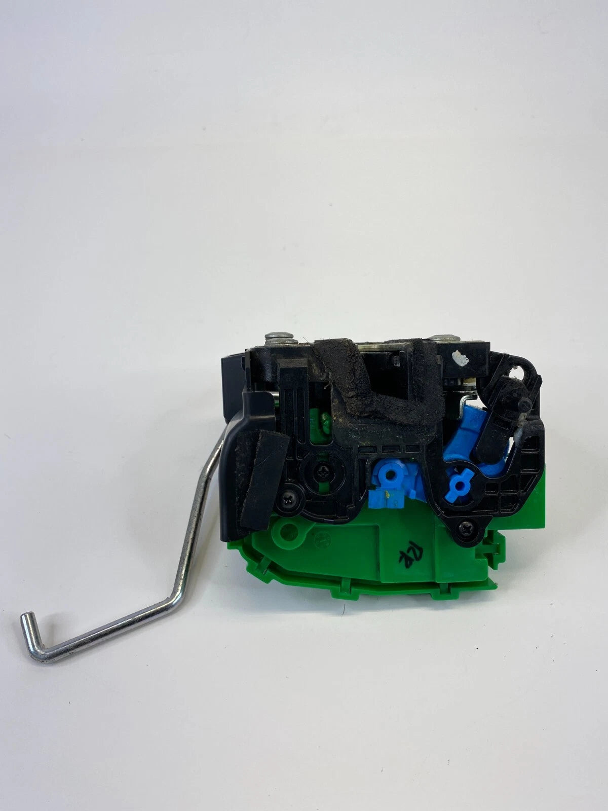 2012-2017 HYUNDAI ACCENT REAR RIGHT SIDE BACK DOOR LOCK LATCH ACTUATOR OEM