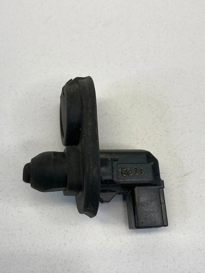 2003-2005 HONDA PILOT REAR RIGHT PASSENGER DOOR COURTESY LAMP JAMB AJAR SWITCH