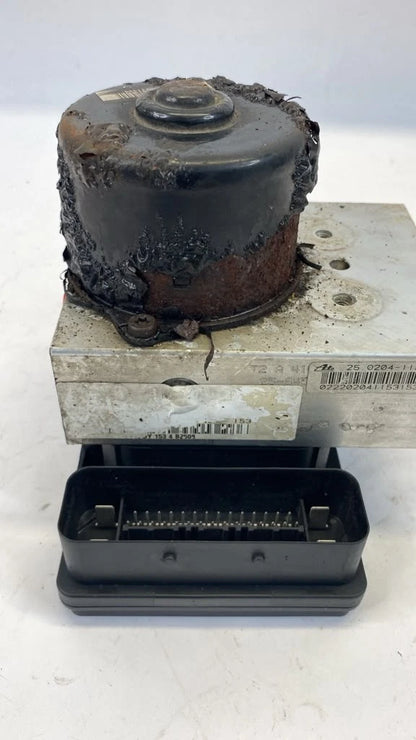 2005-2007 CHRYSLER 300 2.7L RWD ABS ANTI-LOCK BRAKE PUMP MODULE OEM 00401231C5