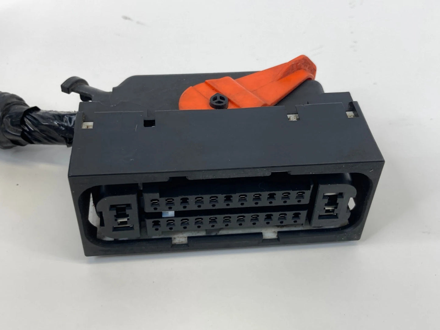 2010-2012 Subaru Outback 2.5L ABS Pump Anti Lock Brake Cable Connector Plug Wire