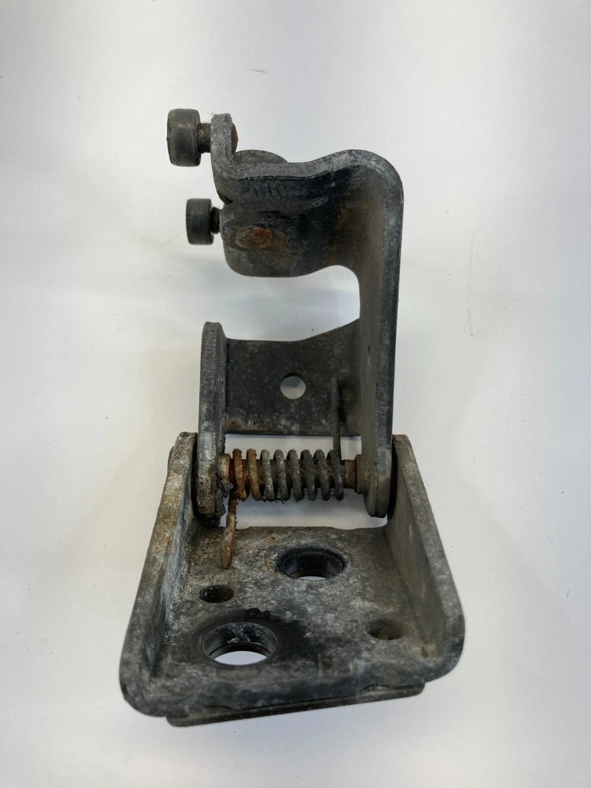 1999-2004 HONDA ODYSSEY REAR LEFT SIDE SLIDING DOOR ROLLER ASSEMBLY OEM