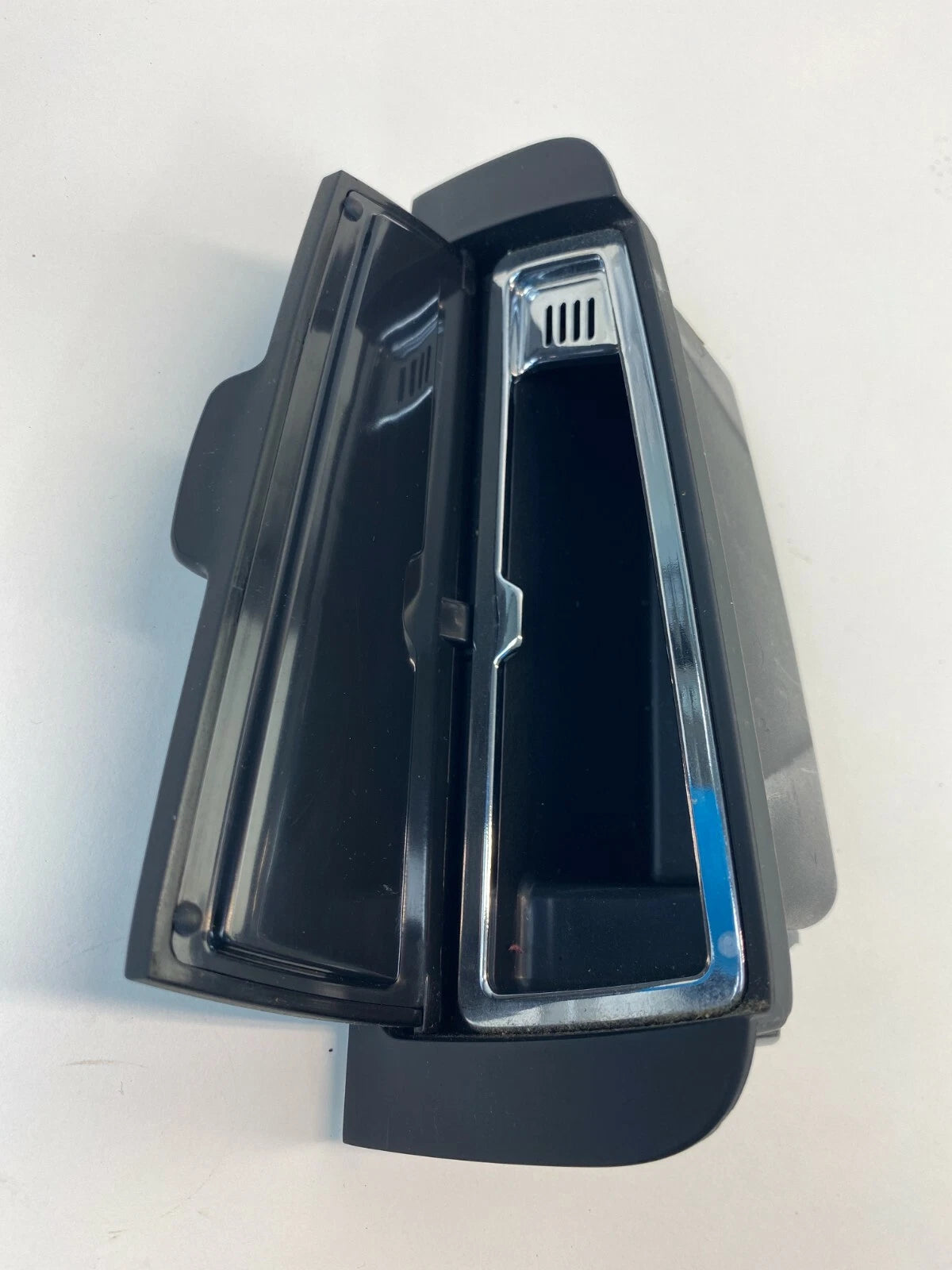 2004 2005 2006 KIA AMANTI REAR LEFT SIDE DOOR PANEL ASHTRAY 83750-3F000 OEM