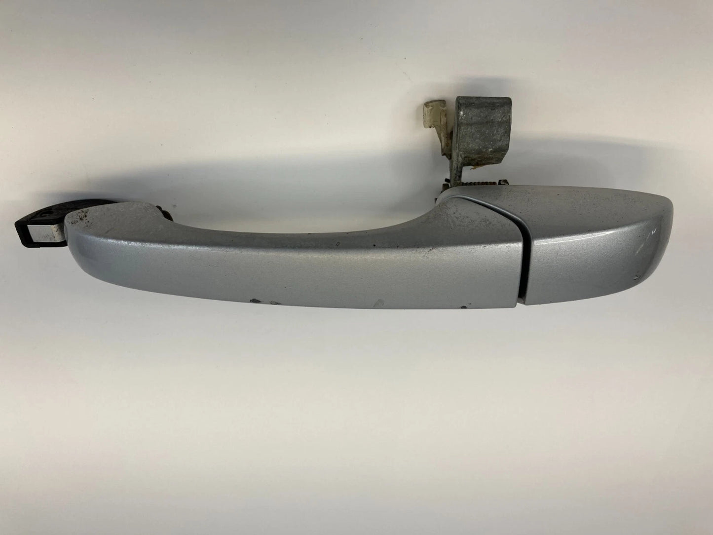 05 06 07 08 09 10 CHRYSLER 300 REAR LEFT SIDE EXTERIOR OUTSIDE DOOR HANDLE OEM