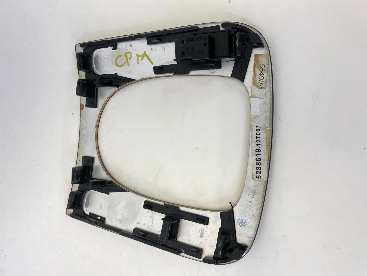 2000-2006 MERCEDES S430 SHIFTER BEZEL WOOD TRIM WITH BOTON LIGHT OEM 2088201001