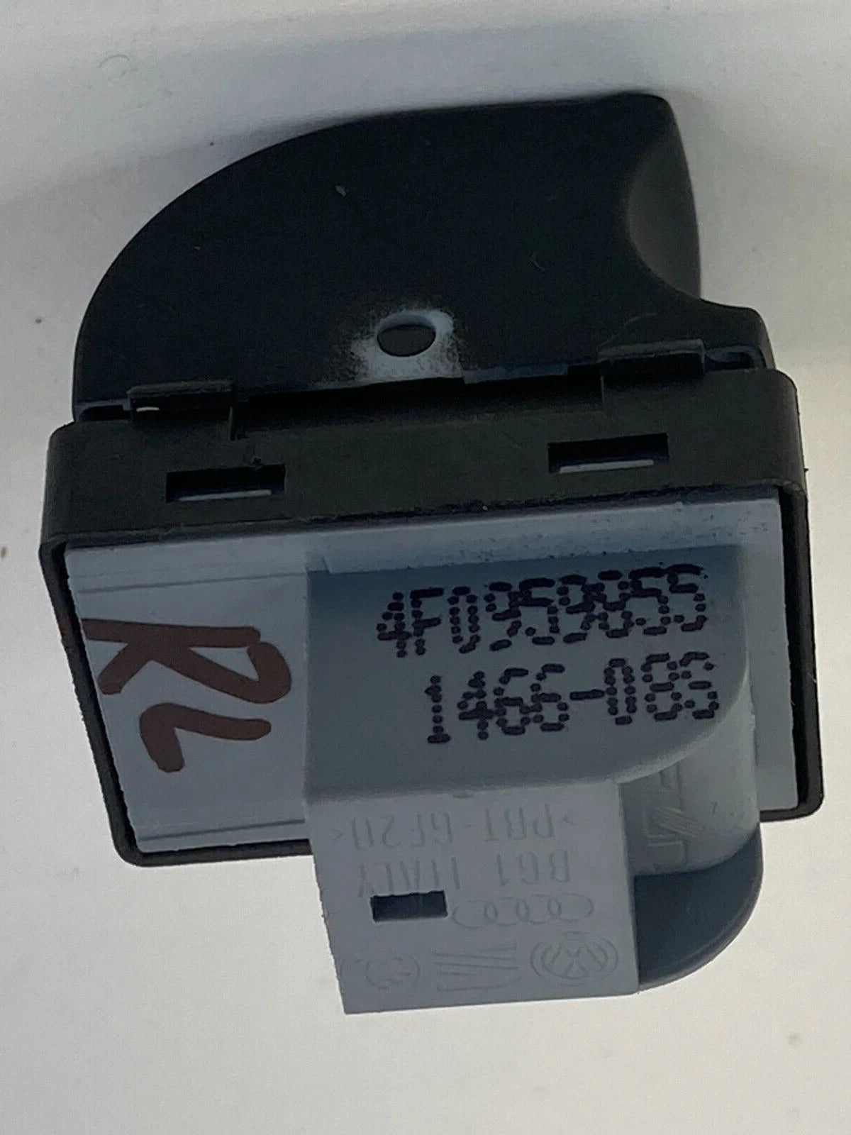 2006-2013 AUDI A6 REAR LEFT SIDE DOOR POWER WINDOW SWITCH 4F0-959-855 OEM