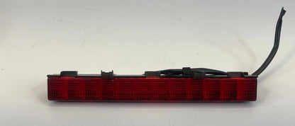 07 08 INFINITI G35 SEDAN 3RD THIRD BRAKE LIGHT HIGH MOUNT STOP LAMP E13021359