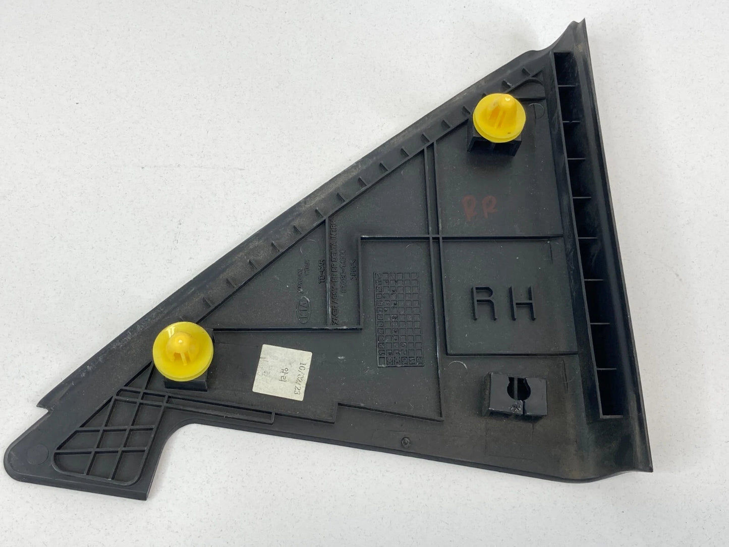 2010-2013 KIA FORTE FORTE REAR RIGHT INNER DOOR CORNER COVER TRIM 83920-1M000