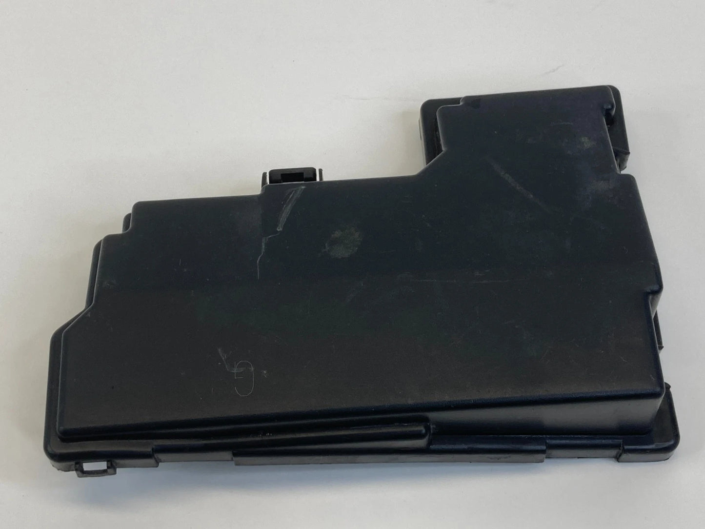 2014 2015 NISSAN ROGUE SELECT UPPER FUSE BOX COVER TRIM CAP LID 1VX0A OEM