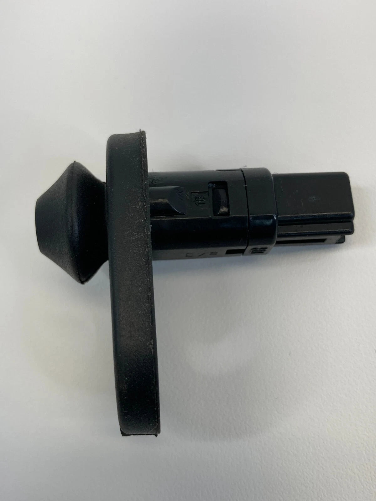 2004 2005 2006 LEXUS RX330 FRONT RIGHT DOOR AJAR JAMB LIGHT SWITCH SENSOR OEM