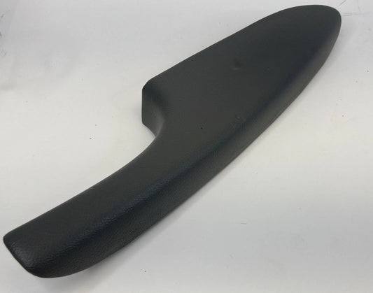 2011-2014 HYUNDAI SONATA FRONT RIGHT INTERIOR DOOR ARMREST PANEL D14223S000 OEM
