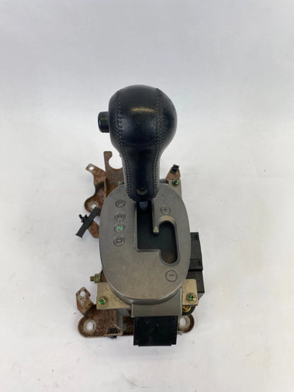 2000-2005 MITSUBISHI ECLIPSE 2.4L L4 A/T FLOOR GEAR SHIFTER LEVER W / KNOB OEM