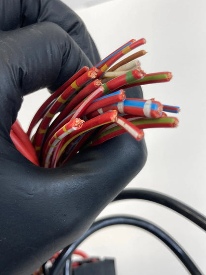 1998-2002 MERCEDES-BENZ E430 REAR TRUNK FUSE RELAY BOX BLOCK 001-545-95-01 OEM