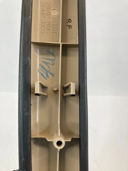 06 07 PONTIAC TORRENT FRONT RIGHT SIDE INNER TRIM DOOR ARMREST ARM REST PANEL
