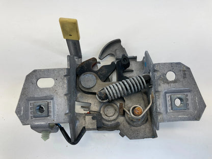 2004-2011 04-11 VOLVO S40 FRONT HOOD LOCK LATCH RELEASE ACTUATOR 30674771 OEM