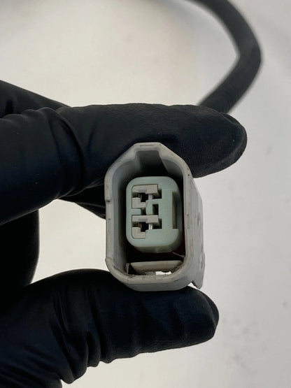 2013-2026 FORD ESCAPE SIDE CLEARANCE LIGHT BULB SOCKET WIRE PLUG CONNECTOR OEM