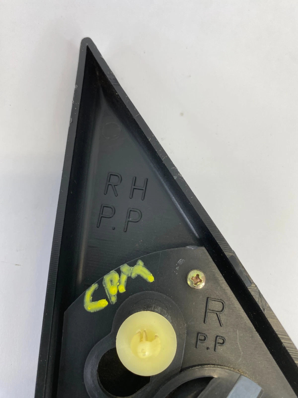 1998-2002 ISUZU TROOPER FRONT RIGHT DOOR TWEETER SPEAKER TRIANGLE COVER OEM