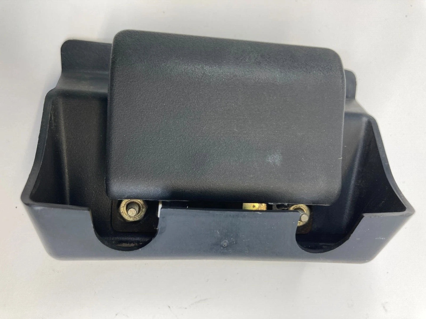 2000-2005 FORD EXCURSION FRONT RIGHT SIDE INNER DOOR HANDLE F81B-2522634-ABW OEM