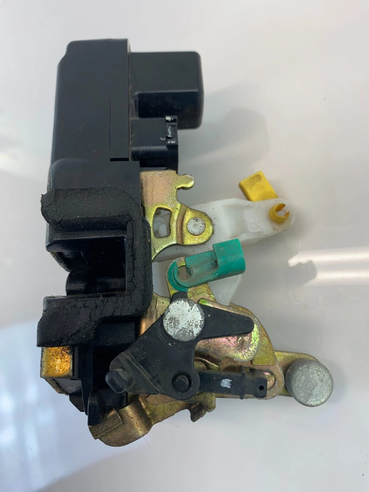 2005-2010 JEEP GRAND CHEROKEE REAR LEFT SIDE DOOR LOCK LATCH ACTUATOR ASSY OEM