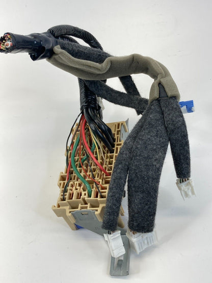 2013-2019 Nissan Sentra 1.8L L4 CVT Interior Cabin Dash Fuse Junction Relay Box