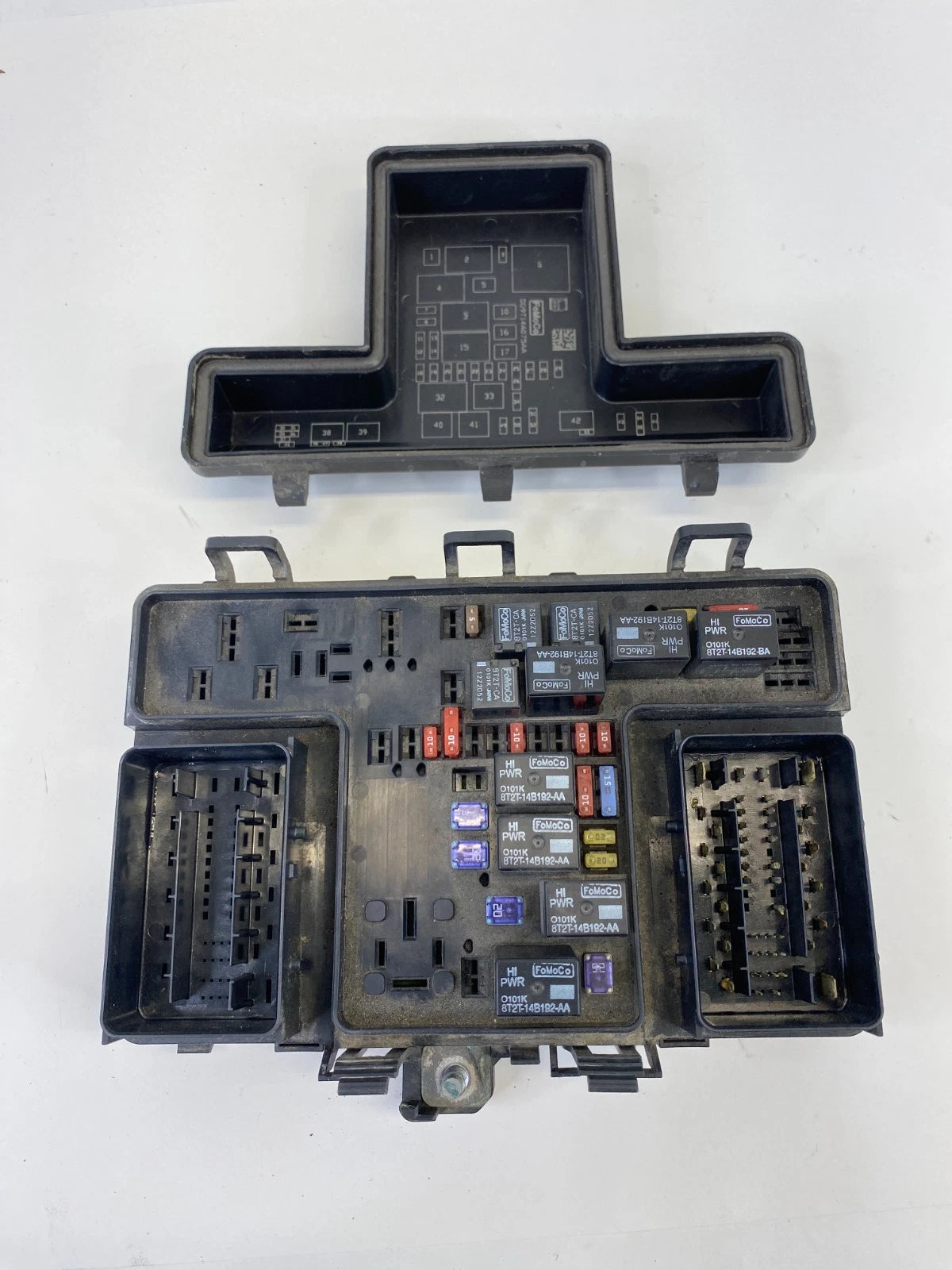 2013-2016 FORD FUSION 2.5L UNDER HOOD ENGINE FUSE RELAY BOX COMPARTMENT W/ COVER