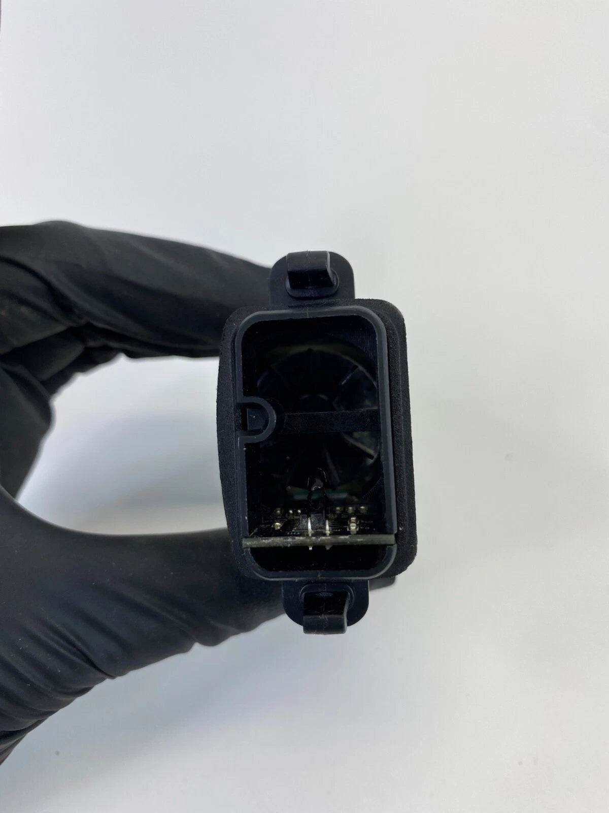 2013-2016 FORD FUSION CABIN HVAC AIR TEMPERATURE SENSOR RELAY DG9H-19T562-C OEM
