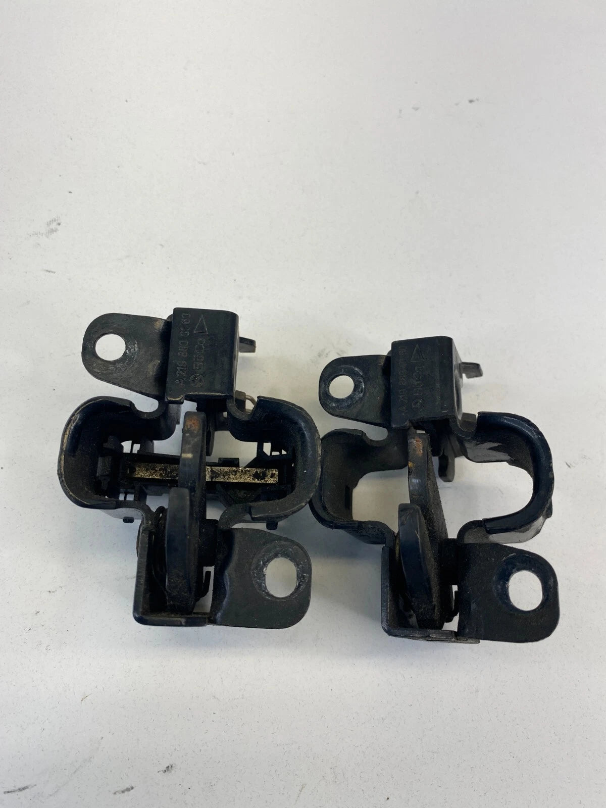 2006-2012 MERCEDES R350 W251 UPPER HOOD LATCH SAFETY CATCH LOCK PAIR A2198800160