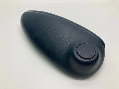 2003 CHRYSLER TOWN & COUNTRY DODGE CARAVAN FRONT PASSENGER SEAT ARMREST 80002 RH