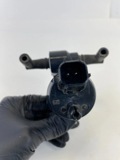 13-19 FORD EXPLORER INTERCEPTOR UTILITY WINSHIELD WIPER WASHER PUMP BA8317664AA