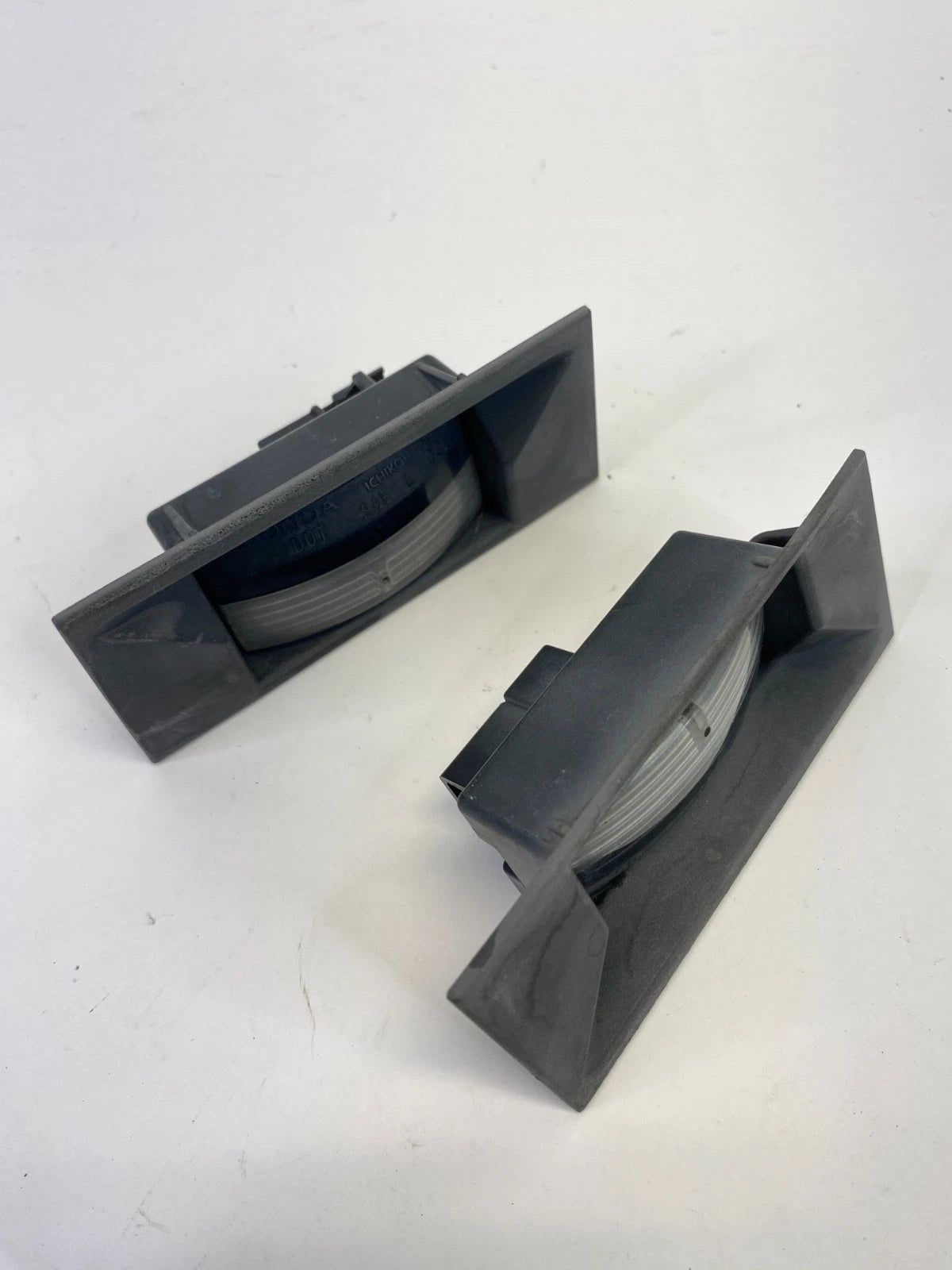 2005-2007 HONDA ODYSSEY REAR LICENSE PLATE LIGHT LAMP SET PAIR OEM