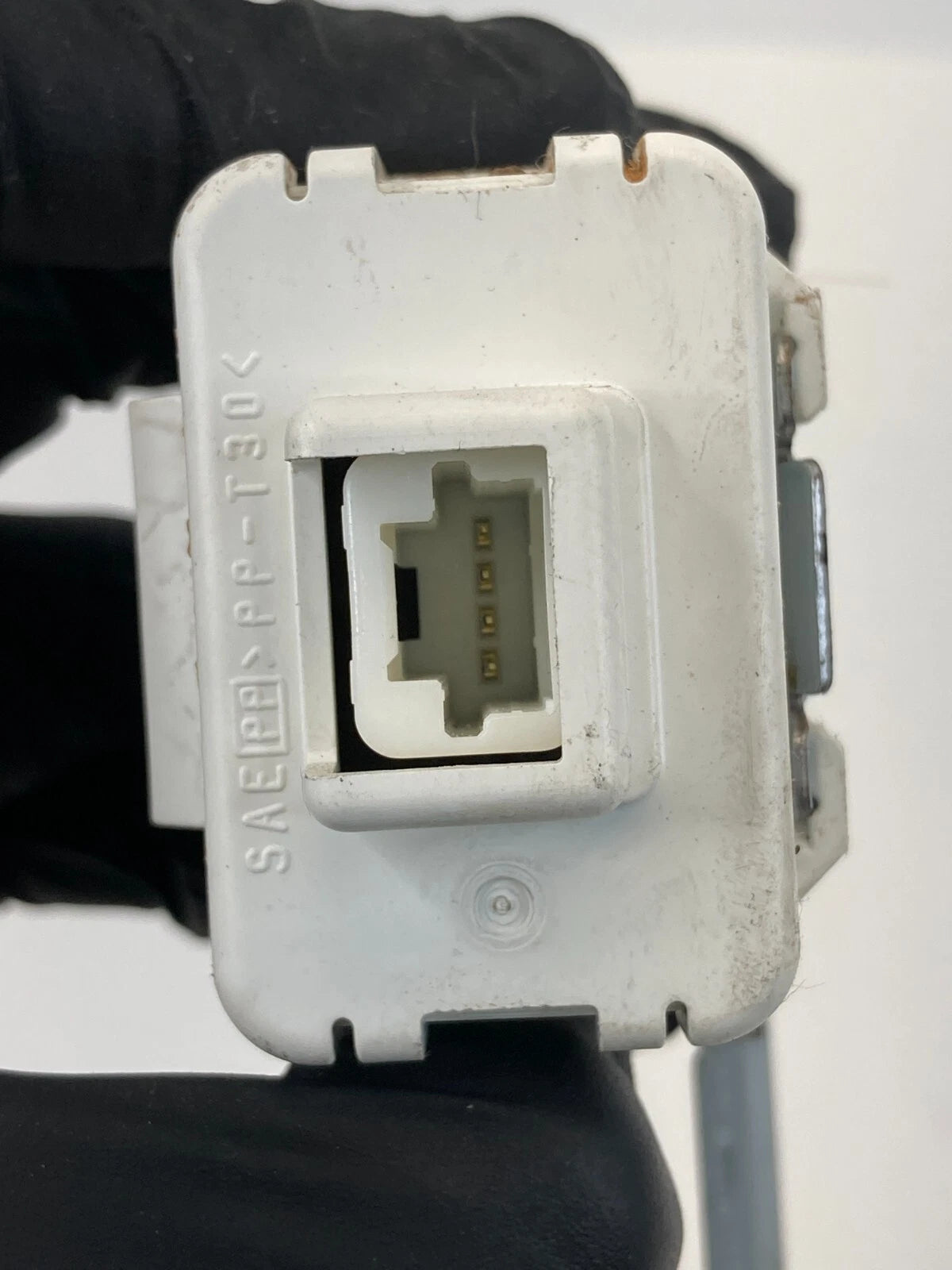 2007-2013 SUZUKI SX4 THEFT LOCKING CONTROL MODULE KEYLESS RECEIVER 37190-80J00