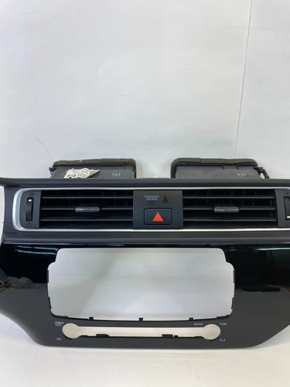 15-17 KIA RIO CENTER DASH RADIO BEZEL A/C AIR VENT W/ HAZARD SWITCH 847401WBB0FH