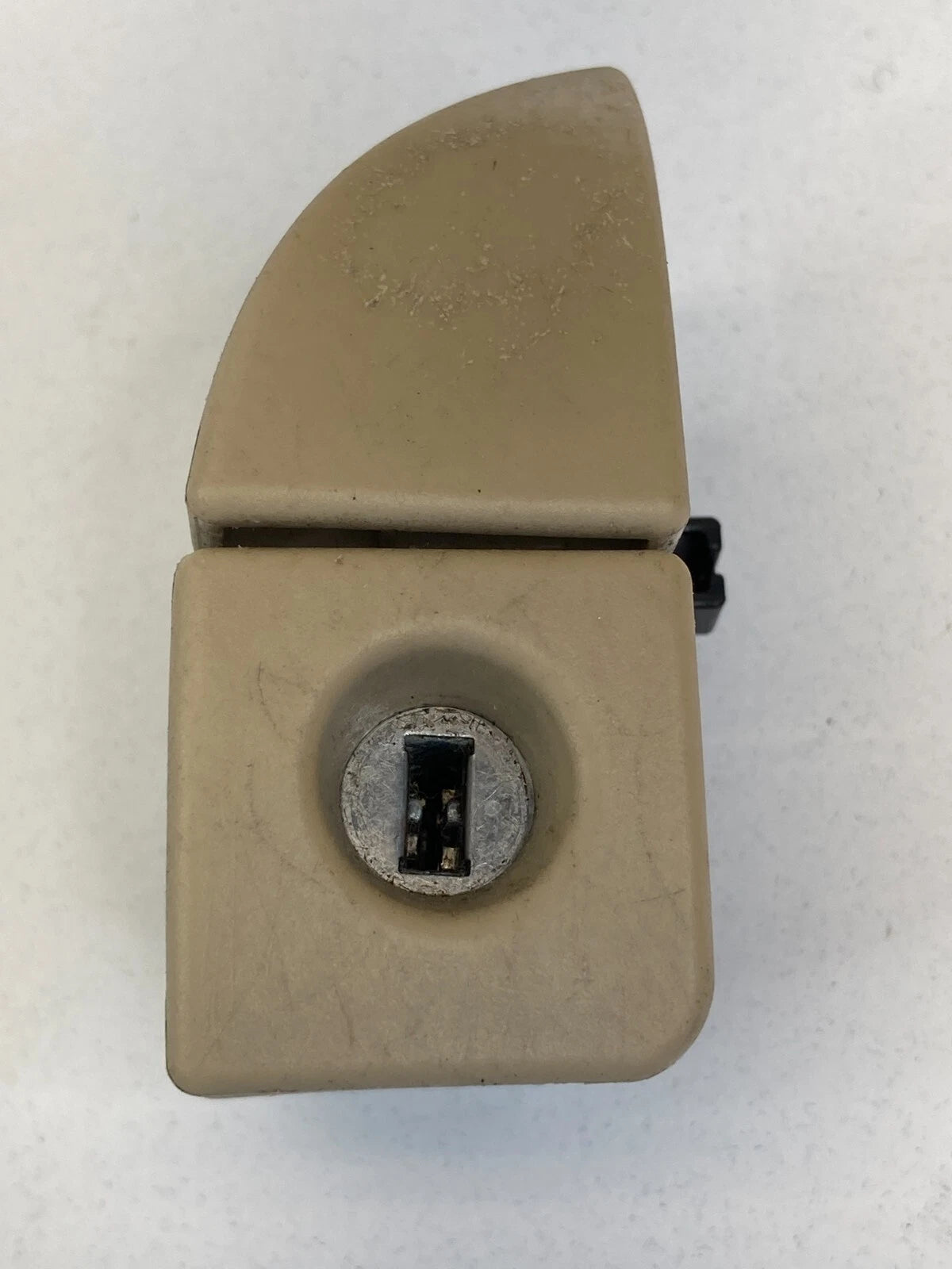 2006 2007 2008 LEXUS IS250 IS350 SEDAN GLOVE BOX LATCH HANDLE LOCK OEM