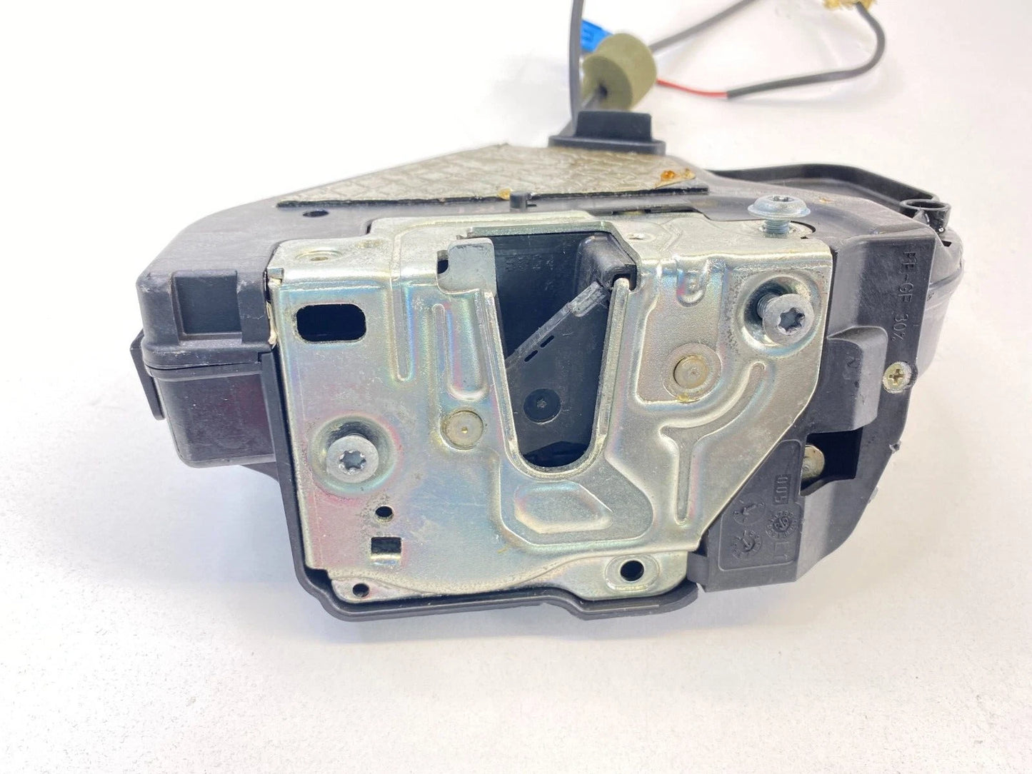 2003-2006 MERCEDES-BENZ E500 2003-2009 E320 REAR LEFT DOOR LOCK LATCH OEM