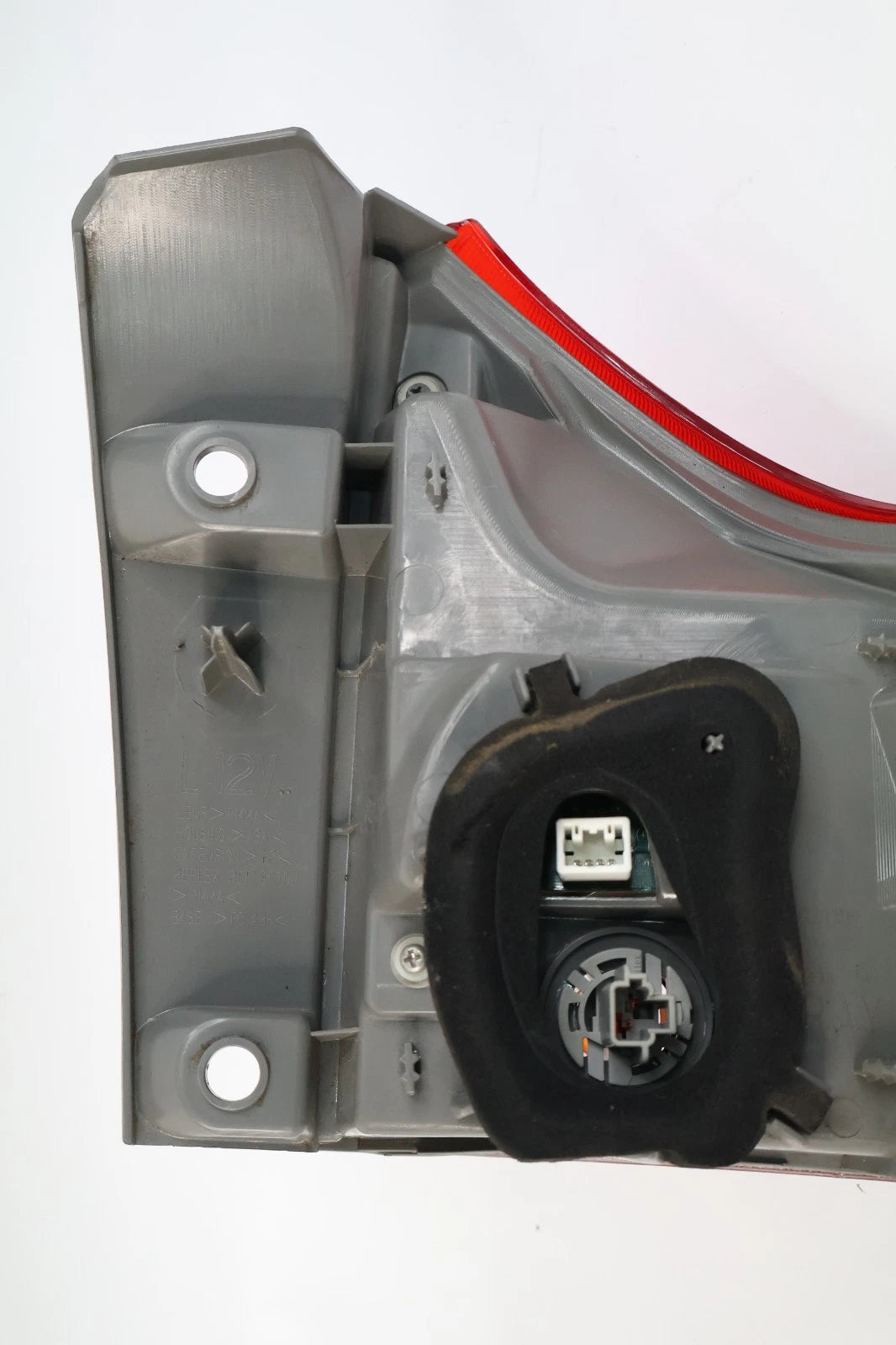2011-2014 TOYOTA SIENNA REAR LEFT DRIVER OUTER LED TAILLIGHT TAILLAMP OEM