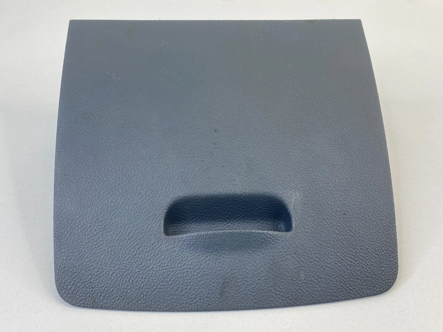 2006 2007 CADILLAC DTS INSTRUMENT PANEL CENTER ASH TRAY ASHTRAY L005277AA