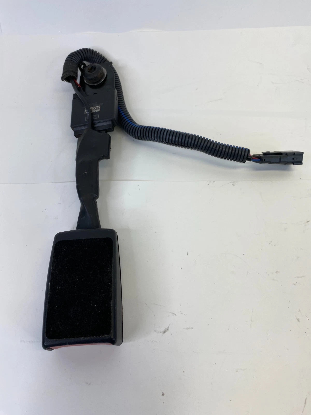 2012-2014 FORD FOCUS FRONT RIGHT SIDE SEAT BELT BUCKLE DM51-61208-CBW OEM