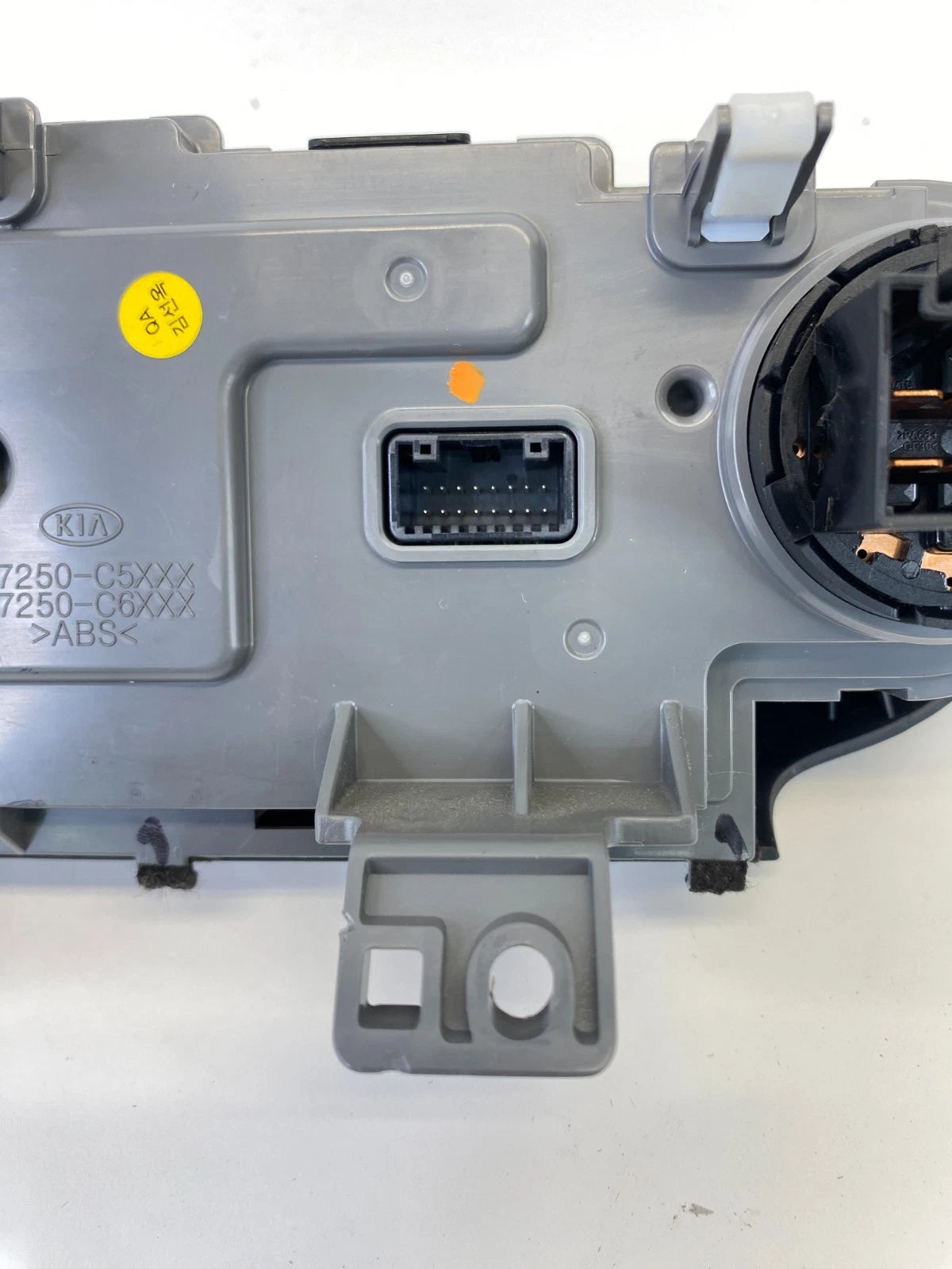 2016-2018 KIA SORENTO A/C HEATER TEMPERATURE CLIMATE CONTROL SWITCH 97250-C6000