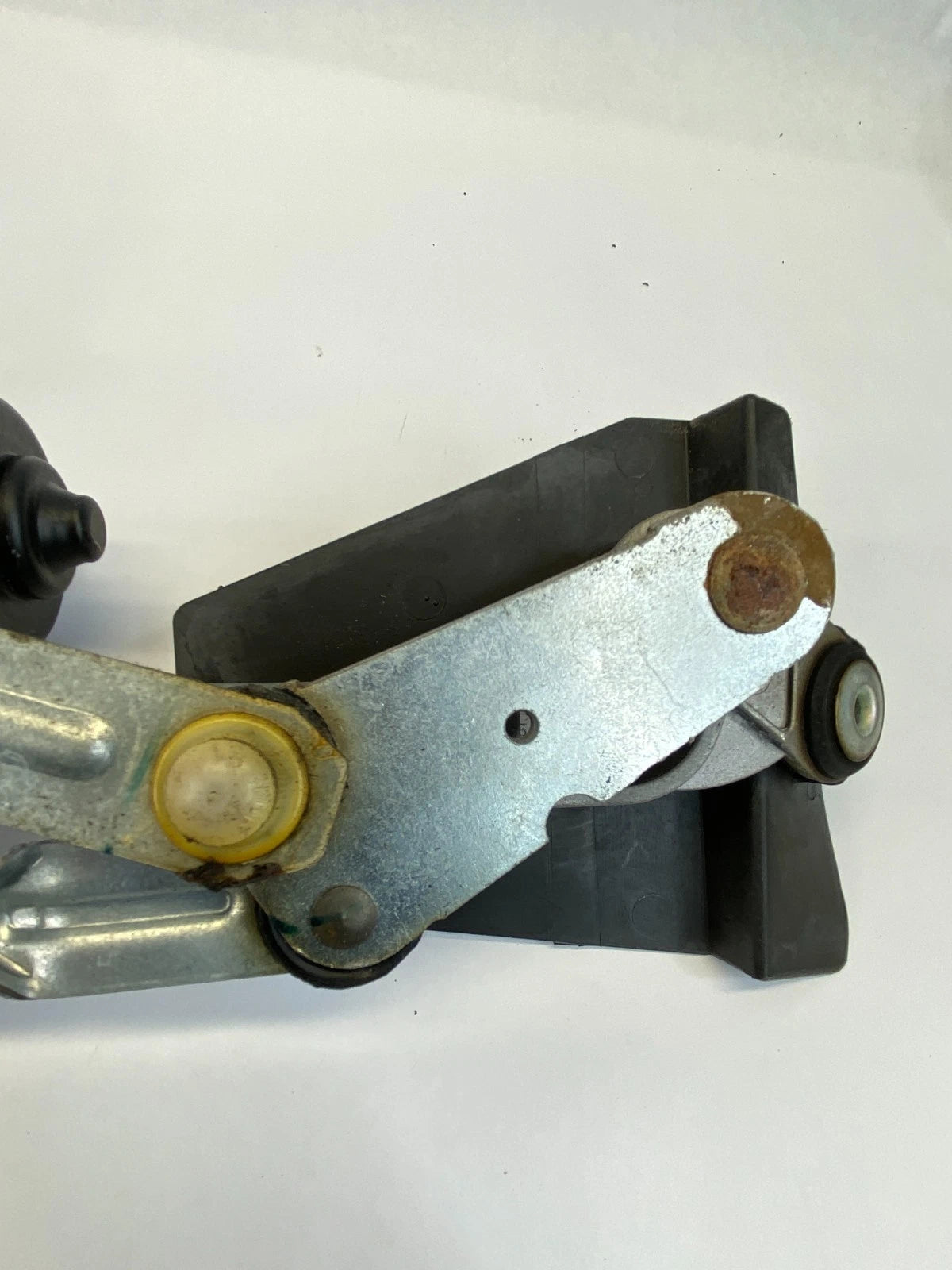 2007-2012 NISSAN ALTIMA SEDAN FRONT WINDSHIELD WIPER MOTOR W/ LINKAGE 288002XD1A