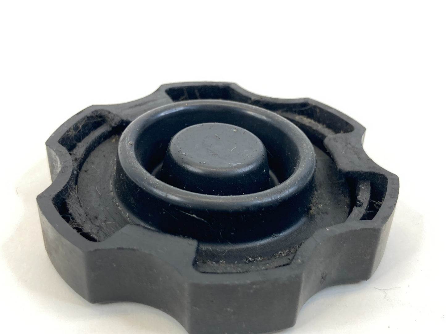 2012-2015 Chevrolet Captiva Sport Brake Master Cylinder Reservoir Cap Cover Lid